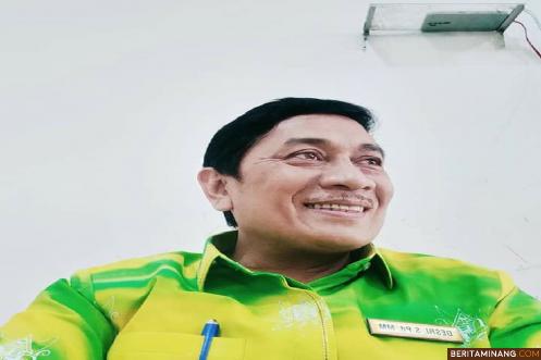 Kepala Disparpora Limapuluh Kota Desri