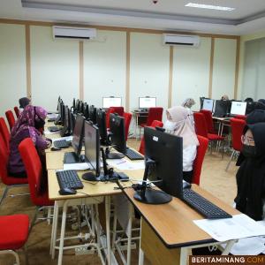 Pelaksanaan UTBK di UNP.