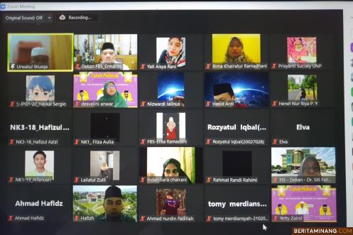 Kegiatan Subuh Mubarak Universitas Negeri Padang pada Jumat (25/3) pagi ini bersama Ustaz Dr. Urwatul Wusqa, Lc., M.A. yang juga dosen UIN Imam Bonjol Padang.