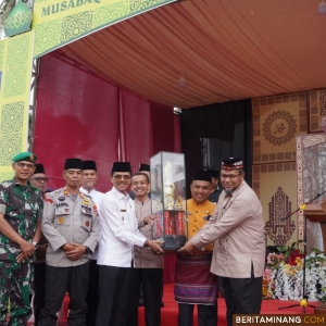  Kecamatan Payakumbuh Kembali Juara Umum, MTQ ke-40 Lima Puluh Kota Berakhir