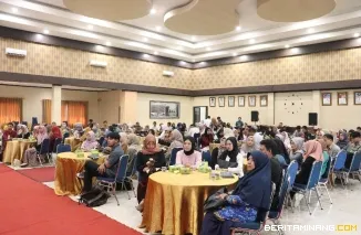 pelatihan Digital Entrepreneurship Academy (DEA) bagi calon wirausaha dan pelaku Usaha Mikro, Kecil, dan Menengah (UMKM).