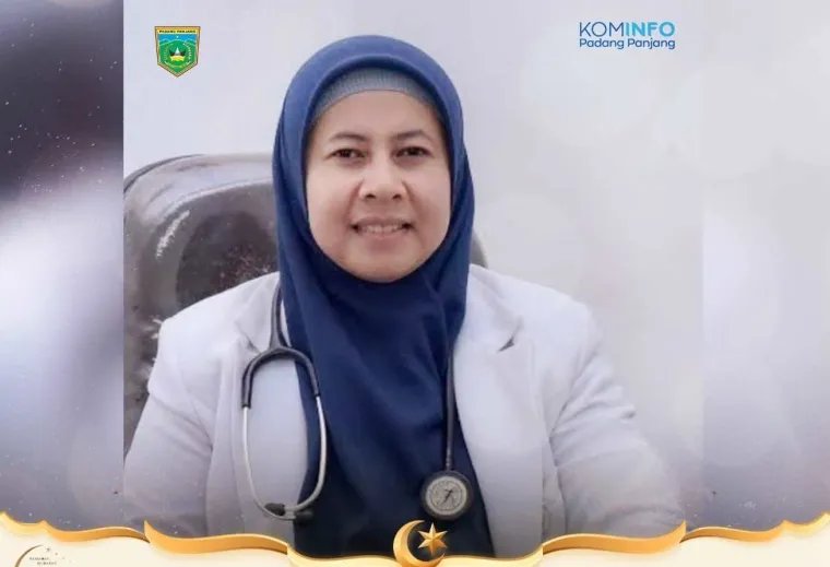dr. Sri Angraeni, Sp. PD, FINASIM dari Rumah Sakit Umum Daerah (RSUD) Padang Panjang.  Foto: Kominfo Padang Panjang