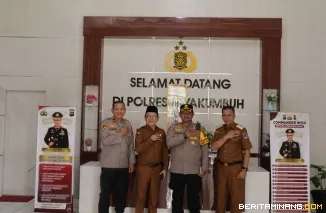 Wali Kota dan Wakil Wali Kota Payakumbuh, Zulmaeta-Elzadaswarman bersilaturrahmi dengan Kapolres Payakumbuh AKBP Ricky Ricardo di Mako Polres setempat Senin (10/03/2025).