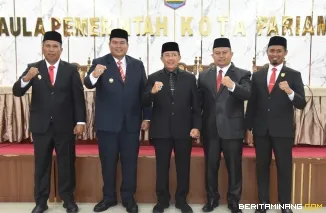 Suasana Prosesi serah terima jabatan (Sertijab) Walikota Pariaman berlangsung sukses dan lancar di Aula Balai Kota Pariaman, pada Senin sore (3/3/2025). Foto:Adpim Sumbar