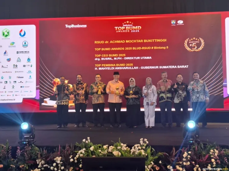 Foto lainnya penghargaan BUMD Award 2025