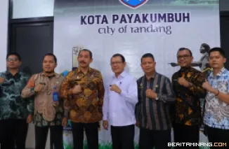 Wali Kota Payakumbuh, Zulmaeta, menerima kunjungan Direktur Advokasi Deputi Pencegahan Badan Narkotika Nasional (BNN) RI, Brigjen Pol. Drs. Jafriedi, M.M., di ruang kerjanya, Kamis (10/4/2025).