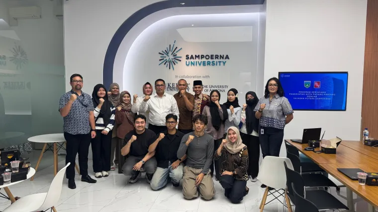 Wali Kota Padang Panjang, Hendri Arnis audiensi bersama Sampoerna University terkait Program Bantuan Pendidikan Tingkat Sarjana, Jumat (23/5/2025). Foto: Kominfo Padang Panjang