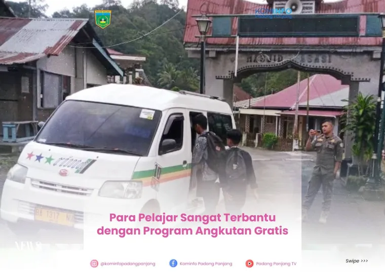 Para siswa gunakan angkutan gratis di Kota Padang Panjang. Foto: Kominfo Padang Panjang