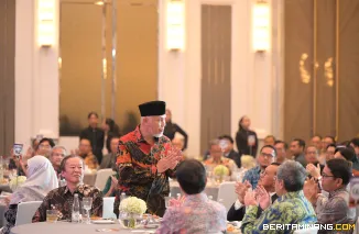 Gubernur Sumatera Barat (Sumbar) Mahyeldi Ansharullah ketika menghadiri acara  financial close Proyek PLTP Muara Laboh Unit II yang digelar PT. Supreme Energy di The Langham Ballroom, Jakarta. Jum'at malam (23/5/2025). Foto: Adpim Sumbar