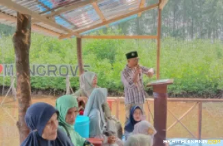 Komunitas Perantau Minang yang menamakan dirinya Mandeh Minang Mancanegara (MMM) ke Eropa dan Amerika Serikat saat mendatangi kawasan Desa Wisata Amping Parak, Pessel. Foto: Kominfo Pessel