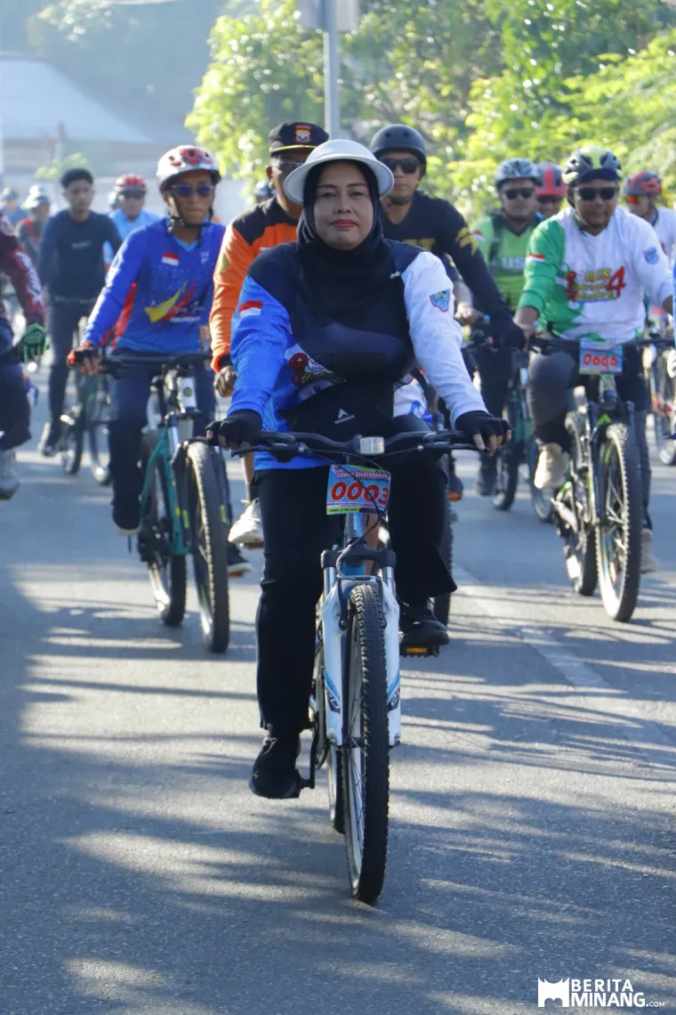 Gowes Silaturahmi Adventure (GSA) 4 yang digelar di Kawasan Gelanggang Pacu Kuda, Minggu (22/06/2025).