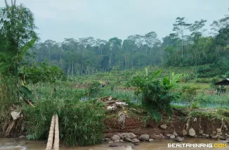 Kondisi Sungai Lutut di Kabupaten Temanggung, Jawa Tengah telah surut, Minggu (1/6). Sumber Foto BPBD Kab Temanggung