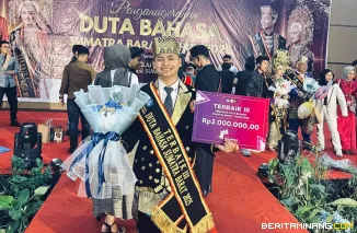 Ryan Hidayat Dalimunthe (Nim 2021) mahasiswa Program Studi Pendidikan Bahasa dan Sastra Fakultas Bahasa dan Sastra Inggris Fakultas Bahasa dan Seni Universitas Negeri Padang. Foto MR.