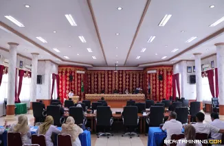Wali Kota Payakumbuh sampaikan nota penjelasan terhadap tiga Rancangan Peraturan Daerah (Ranperda) strategis dalam rapat paripurna yang digelar di ruang sidang DPRD Kota Payakumbuh, Rabu (04/06/2025).