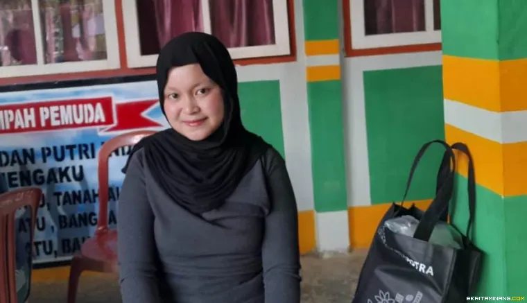 Nela Kurniati, 20 tahun, lulusan MIS Muallimin Tabek dan kini di ITB Bandung.