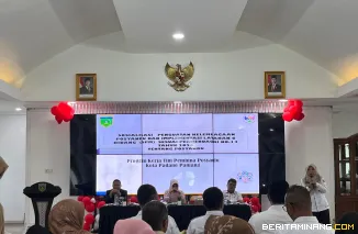 Tim Pembina Posyandu ketika menggelar Sosialisasi Penguatan Kelembagaan dan Layanan Posyandu, Rabu (27/8/2025), di Pendopo Rumah Dinas Wali Kota Padang Panjang. Foto: Kominfo Padang Panjang