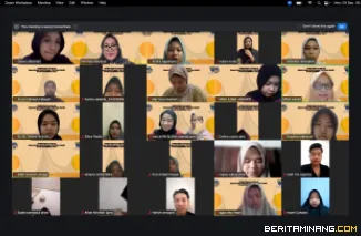 Datuk Prof. Dr. Awang Azman Bin Awang Pawi hadir dalam kegiatan team teaching internasional pada Program Studi Pendidikan Tari dalam mata kuliah Antropologi Tari di FBS UNP. Foto ET.
