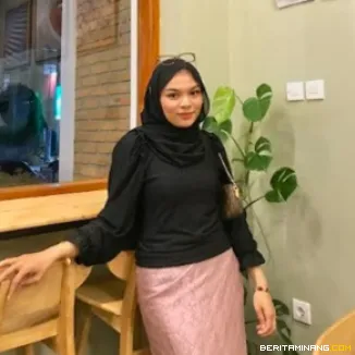 Putri Indah Lestari, S.Sn