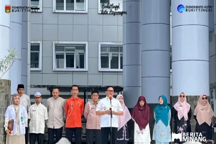 Pimpin Apel di RSUD Bukittinggi, Wako Ramlan Minta Layanan Terus Dimaksimalkan