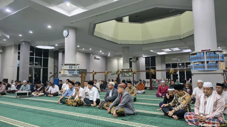 Sivitas Akademika Universitas Negeri Padang 