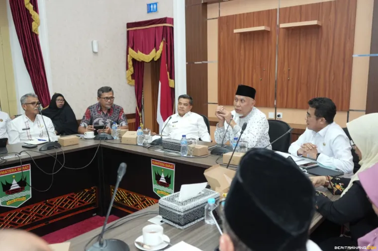 Suasana rapat Kemacetan Padang Lua Agam.