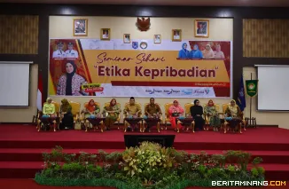 seminar sehari bertema "Etika Kepribadian", bertempat di Aula Ngalau Indah, Balai Kota Payakumbuh, Selasa (07/10/2025).