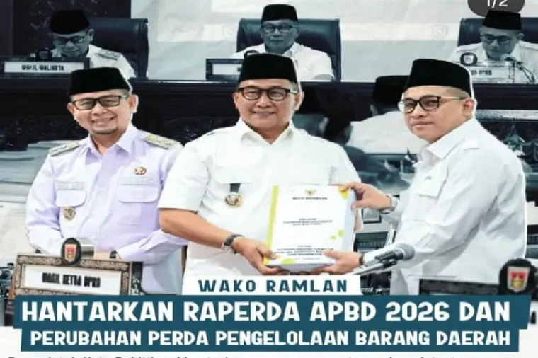 Wali Kota Bukittinggi Sampaikan Dua Nota Ranperda Pada Sidang Paripurna DPRD