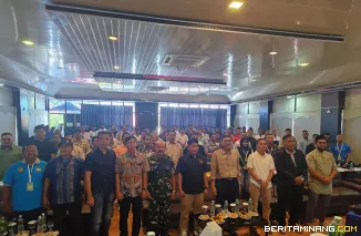 Ketua KONI Sumbar Hamdanus ketika pembukaan Musorkab KONI Pessel dengan agenda Pemilihan Ketua KONI periode 2025-2029, Sabtu (1/11/2025) di Hotel Saga Painan. Foto: Humas KONI Sumbar/Ridho