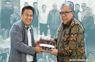 Wamen PKP RI melakukan kunjungan kerja ke Bukittinggi, disambut Sekdako Rismal Hadi di salah satu rumahmakan  di Bukittinggi Rabu, (26/11).