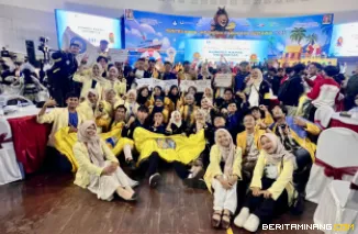 Tim Universitas Negeri Padang pada Kontes Kapal Indonesia (KKI) dan Abdidaya Organisasi Mahasiswa (Ormawa) di Universitas Muhammadiyah Malang (UMM). Foto: Humas UNP