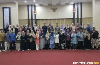 Peserta Lokakarya Departemen Bahasa dan Sastra Inggris FBS Universitas Negeri Padang. Foto MR.