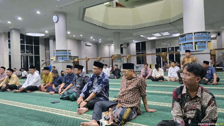 Jemaah Subuh Mubarak.