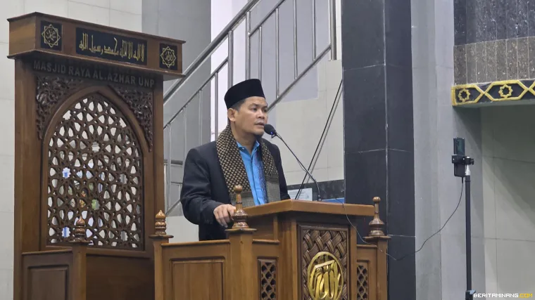 Ustaz Hendra, S.Pd., M.A.