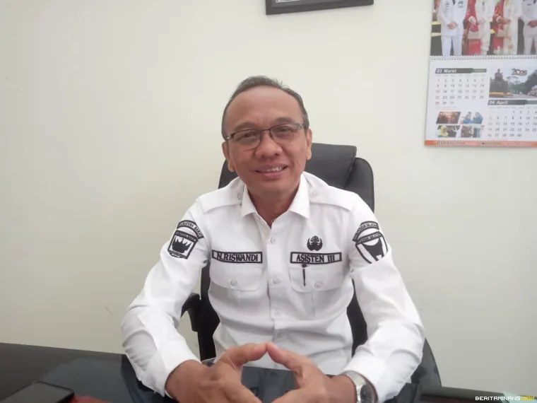 Asisten III Bidang Administrasi Umum Sekretariat Daerah Kabupaten Pesisir Selatan (Pessel), N Riswandi