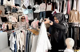 Suasana di Pasar Pusat Padang Panjang. Foto: Kominfo Padang Panjang
