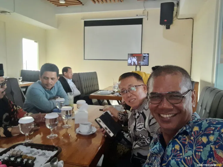 Susana Halal bi Halal DPP Iluni UNP.