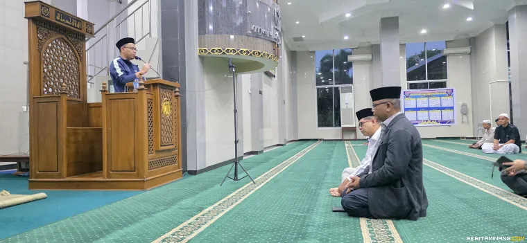 Rektor Krismadinata, Ph.D.