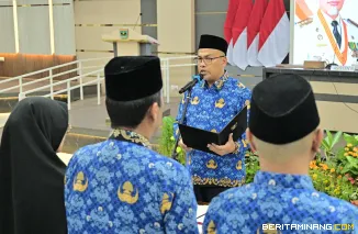 8 Pejabat Administrator di Lingkungan Pemprov Sumbar Dilantik