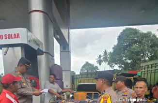 Polres Pasbar Cek Distribusi Solar Subsidi untuk Nelayan di SPBU Sariak
