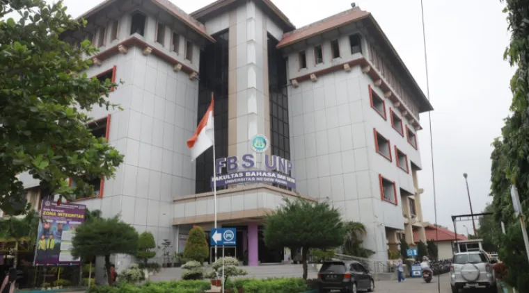 Fakultas Bahasa dan Seni (FBS) Universitas Negeri Padang (UNP) berhasil lolos pada tahap penilaian Tim Penilai Internal (TPI) dalam pembangunan Zona Integritas (ZI) menuju Wilayah Bebas dari Korupsi (WBK). Foto MR