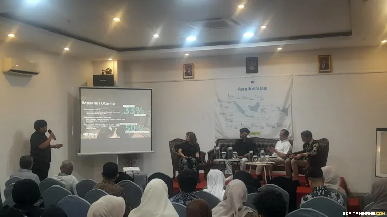 Suasana diskusi Energi di Mentawai di sebuah hotel di Padang yang digagas Enter Nusantara.