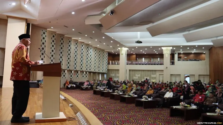 Gubernur Mahyeldi di acara Diaspora Minang.