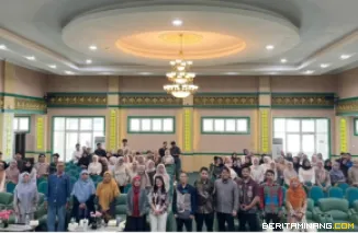 Suasana mengikuti Pelatihan dan Uji Kompetensi Google Certified Educator Level 1 pada Jumat (22/5/2026) di Aula FIP UNP. Foto: Humas UNP
