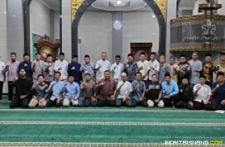 Kegiatan Subuh Mubarak yang dilaksanakan pada Jumat (15/5) bertempat di Masjid Raya Al-Azhar Kampus UNP Air Tawar Padang. Foto ET.