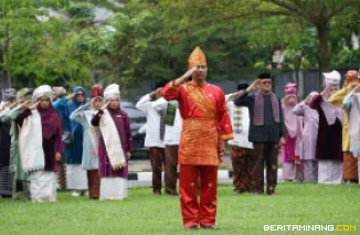 Upacara peringatan Hari Pendidikan Nasional (Hardiknas) 2026 di halaman Balai Kota Payakumbuh, Sabtu (02/05/2026), Foto : Dok MC Kota Payakumbuh