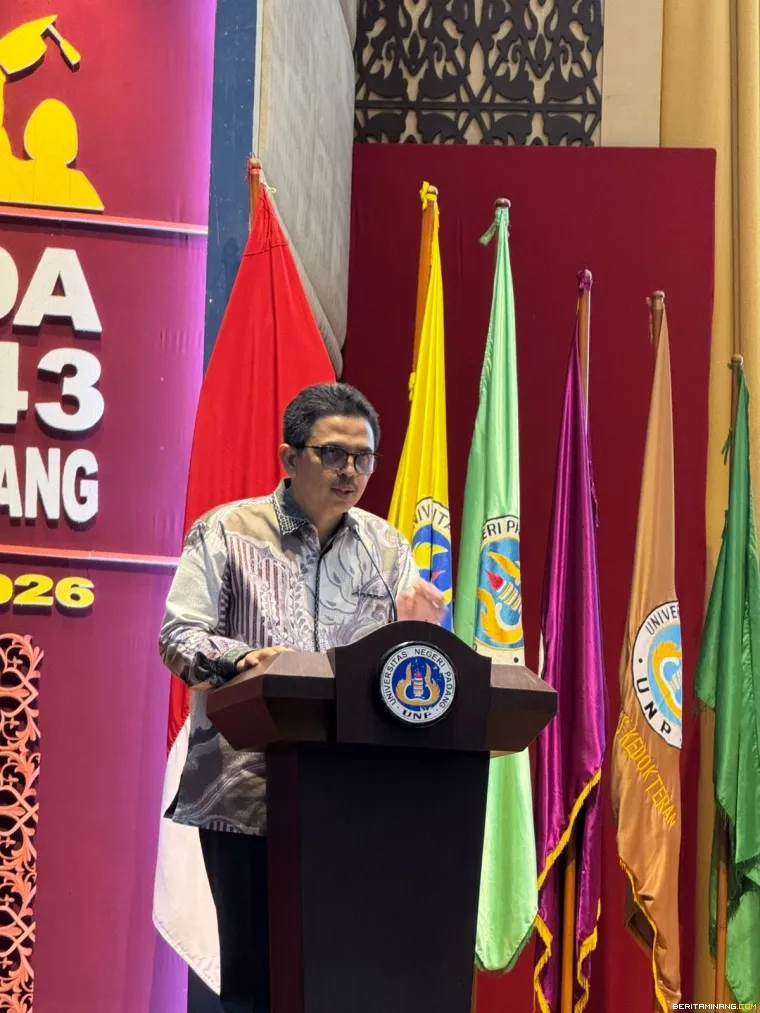 Ketum DPP Iluni UNP  Drs. Nadirman, MM.