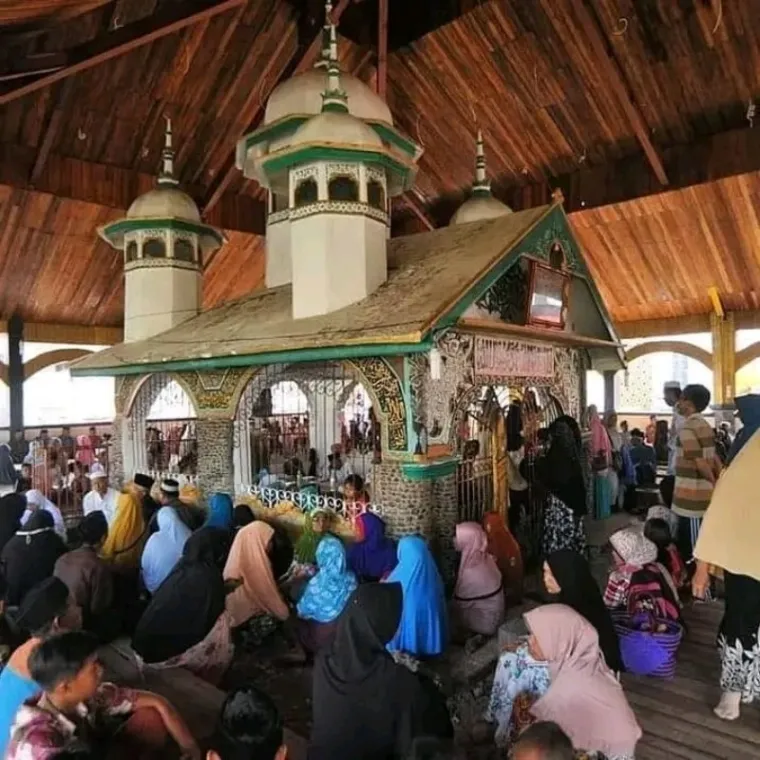 Ilustrasi Tradisi Basapa di Padang Pariaman: Titik Temu Religi dan Identitas Minangkabau