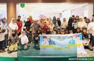 Rombongan 70 anak disabilitas Kota Padang Panjang saat mengikuti wisata inklusif berupa nonton bareng (nobar) film "Semua Akan Baik-Baik Saja" di XXI Basko Grand Mall, Ahad (31/5/2026). Foto: Kominfo Padang Panjang