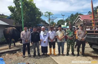 Marwazi, menghadiri kegiatan penyerahan Bantuan Kemasyarakatan Presiden Republik Indonesia berupa sapi kurban dalam rangka Hari Raya Iduladha 1447 Hijriah/2026 Masehi kepada panitia kurban di Nagari Bahoras. foto: m