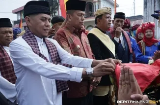 Ketua DPRD Payakumbuh Dorong Pelestarian Tradisi Baadok-Adok Perkawinan di Koto Nan Gadang